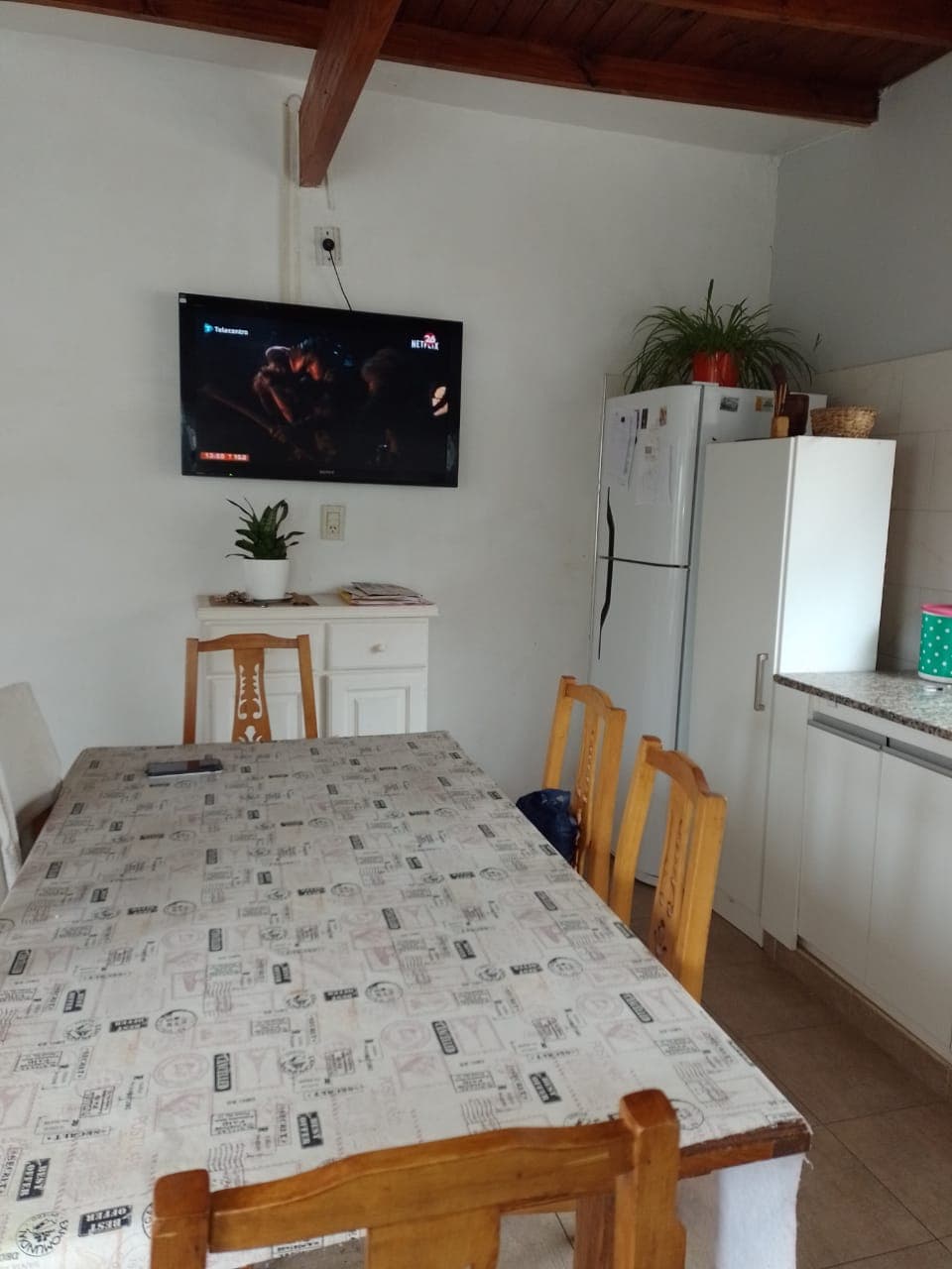 Casa con frente sobre el Parque Municipal - 5