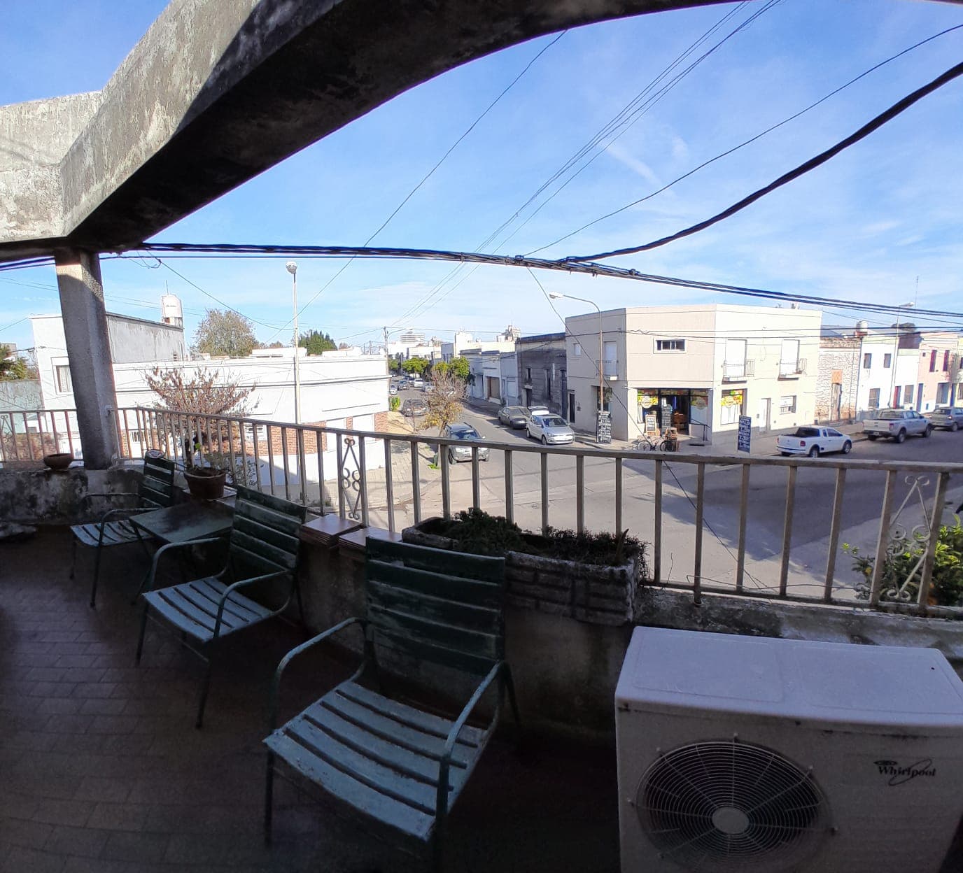 Departamento de  3 Dormitorios en Azul con Local Comercial - 15