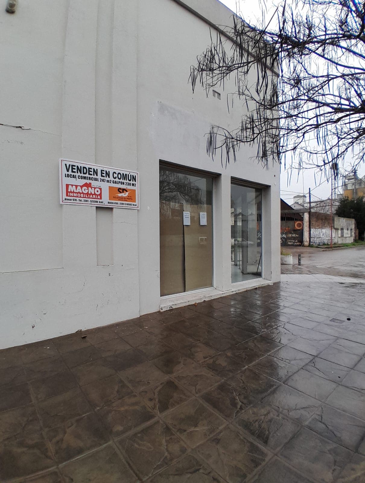 Importante Local en Venta: Perón esq. Alberdi - 2