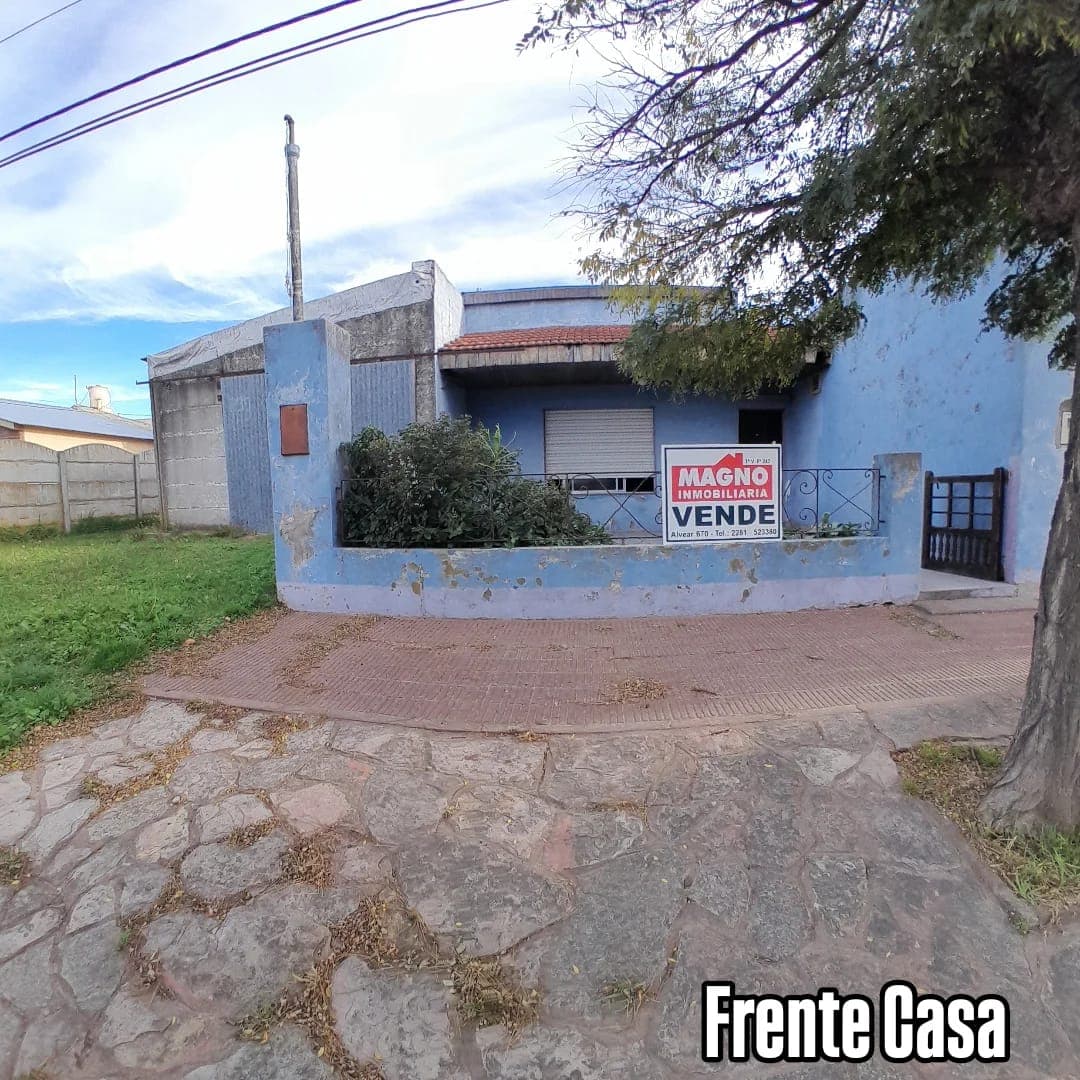 PH en Venta en Chillar: Casa + 2 locales + Galpón - 2